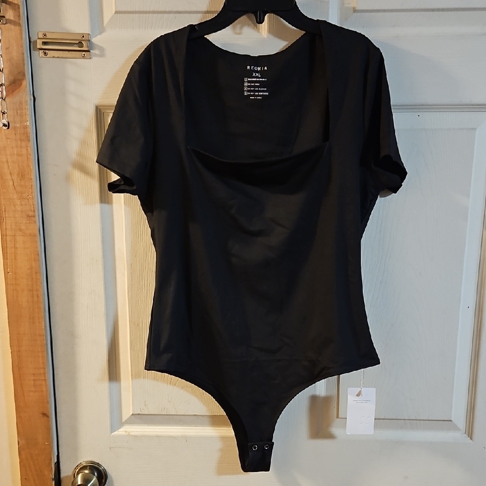 REORIA BLACK SQUARE NECK BODYSUIT: NEW WITH TAGS: SIZE XXL